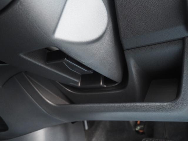 ハンドル下にも小物置きあります（＾＾♪　うれしい☆