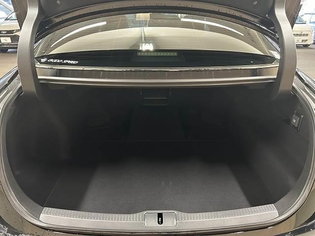 クラウンクロスオーバー ＲＳ　１２．３インチナビ／バックカメラ／サンルーフ／シートヒーター／シートエアコン／パワーシート／シートメモリ／２１インチアルミ／電動リアゲート／ＵＳＢ端子／ＡＣ１００Ｖ／レーダークルーズ／衝突軽減／ＥＴＣ（20枚目）