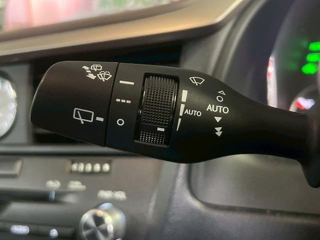 ＲＸ ＲＸ４５０ｈ　バージョンＬ　茶革シート／ＢＳＭ／パワーバックドア／レーダークルーズ／シートヒーター／シートクーラー／純正ナビＴＶ／パワーシート／シートメモリー／ＡＣ１００Ｖ／後席電動シート／後席シートヒーター／ＨＵＤ／ＥＴＣ（24枚目）