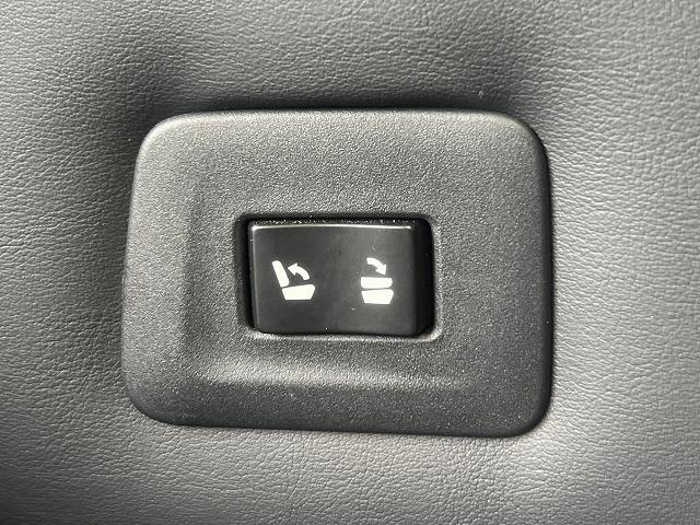 ＲＸ ＲＸ４５０ｈ　バージョンＬ　茶革シート／ＢＳＭ／パワーバックドア／レーダークルーズ／シートヒーター／シートクーラー／純正ナビＴＶ／パワーシート／シートメモリー／ＡＣ１００Ｖ／後席電動シート／後席シートヒーター／ＨＵＤ／ＥＴＣ（39枚目）