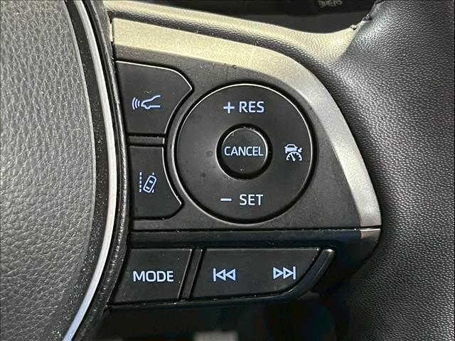 カローラクロス ハイブリッド Z ワンオーナー/ナビ/バックカメラ/レーダークルーズ/BSM/シートヒーター/パワーシート/ETC/パワーバックドア/ディスプレイオーディオ/ハーフレザー/前後ドライブレコーダー/Bluetooth(6枚目)