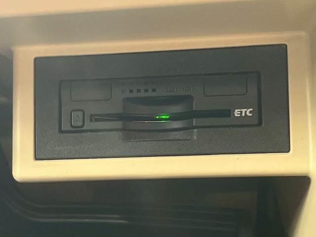 ランドクルーザープラド ＴＸ　３列シート／７人乗り／サンルーフ／ＭＫＷアルミ／純正ナビＴＶ／バックカメラ／ＥＴＣ／前後ドライブレコーダー／シートカバー／ステアリングスイッチ／スマートキー／プッシュスタート／ルーフレール（6枚目）