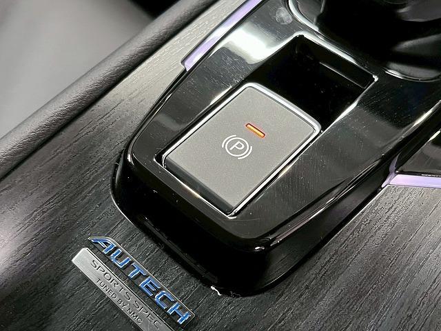NISSAN AURA AUTECH SPORTS SPEC