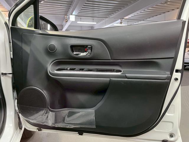 アクア G ソフトレザーセレクション バックカメラ/クルーズコントロール/ETC/ナビ/Bluetooth接続/衝突軽減/レーンアシスト/ヘッドライトウォッシャー/オートハイビーム/LEDヘッド/スマートキー/プッシュスタート/ETC(50枚目)