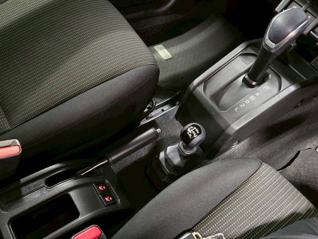 ジムニー ＸＣ　１オーナー／クルーズコントロール／シートヒーター／衝突軽減／レーンアシスト／１６インチアルミ／ＬＥＤヘッド／スマートキー／プッシュスタート／Ｂｌｕｅｔｏｏｔｈ接続／アイドリングストップ／フォグランプ（24枚目）
