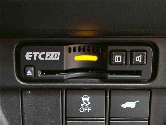 ZR-V e:HEV Z 全周囲カメラ/レーダークルーズ/BOSE/ホンダセンシング/ナビ/Bluetooth接続/衝突軽減/ステアリングスイッチ/シートヒーター/ハンドルヒーター/ドライブレコーダー/18インチアルミ/ETC(14枚目)