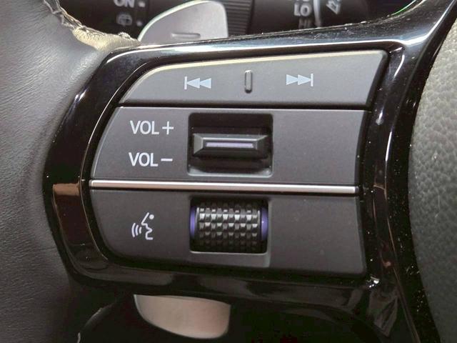 ZR-V e:HEV Z 全周囲カメラ/レーダークルーズ/BOSE/ホンダセンシング/ナビ/Bluetooth接続/衝突軽減/ステアリングスイッチ/シートヒーター/ハンドルヒーター/ドライブレコーダー/18インチアルミ/ETC(42枚目)