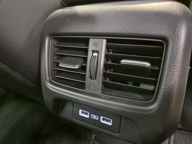 ZR-V e:HEV Z 全周囲カメラ/レーダークルーズ/BOSE/ホンダセンシング/ナビ/Bluetooth接続/衝突軽減/ステアリングスイッチ/シートヒーター/ハンドルヒーター/ドライブレコーダー/18インチアルミ/ETC(56枚目)