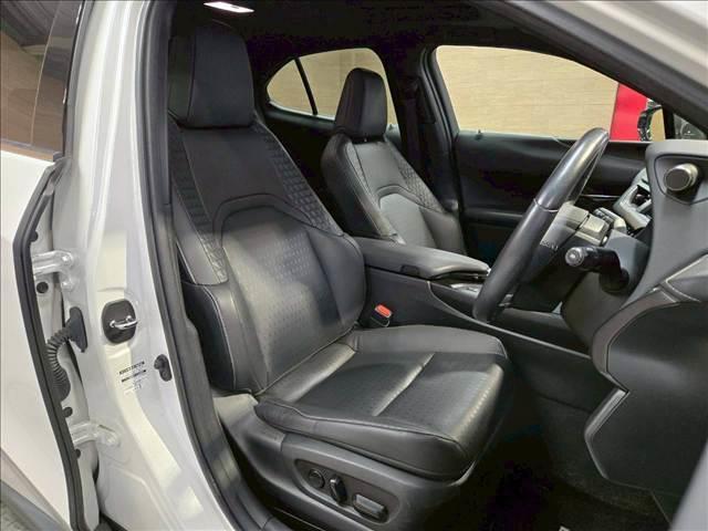 LEXUS UX UX200 VERSION C