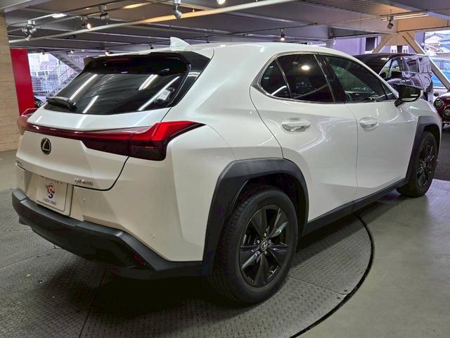 LEXUS UX UX200 VERSION C
