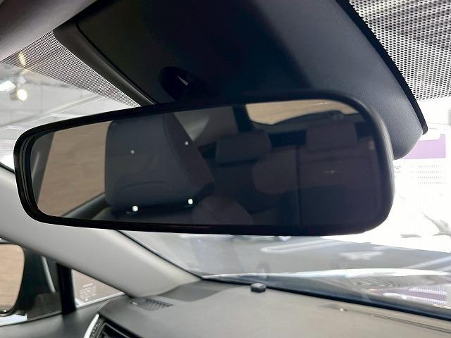 ＲＡＶ４ Ｘ　ナビ／バックカメラ／レーダークルーズコントロール／ＥＴＣ／衝突軽減ブレーキ／レーンディパーチャーアラート／ＵＳＢ端子／１７インチアルミ／Ｂｌｕｅｔｏｏｔｈ再生／電子パーキングブレーキ／スマートキー／（30枚目）