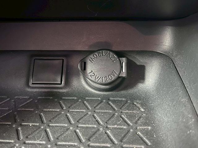 ＲＡＶ４ Ｘ　ナビ／バックカメラ／レーダークルーズコントロール／ＥＴＣ／衝突軽減ブレーキ／レーンディパーチャーアラート／ＵＳＢ端子／１７インチアルミ／Ｂｌｕｅｔｏｏｔｈ再生／電子パーキングブレーキ／スマートキー／（34枚目）