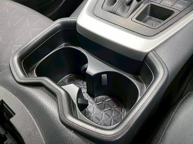 ＲＡＶ４ Ｘ　ナビ／バックカメラ／レーダークルーズコントロール／ＥＴＣ／衝突軽減ブレーキ／レーンディパーチャーアラート／ＵＳＢ端子／１７インチアルミ／Ｂｌｕｅｔｏｏｔｈ再生／電子パーキングブレーキ／スマートキー／（43枚目）