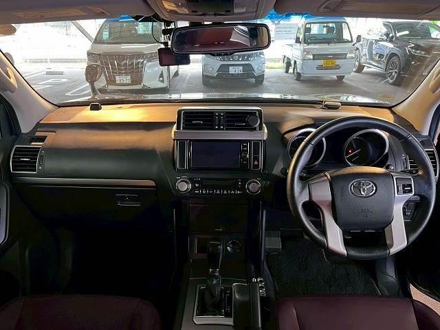ランドクルーザープラド TX Lパッケージ・G-フロンティア サンルーフ/7人/特別仕様車/茶革シート/クルーズコントロール/パワーシート/純正ナビTV/ETC/シートヒーター/Bluetooth再生/オートエアコン/ETC/スマートキー/プッシュスタート/(2枚目)