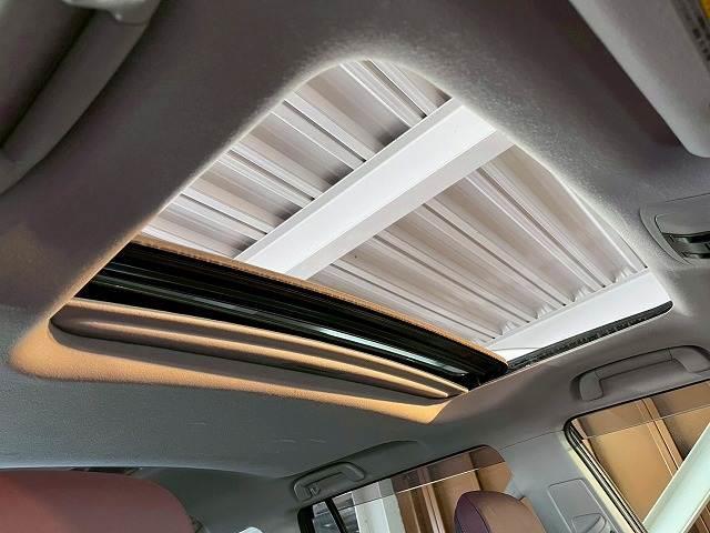 ランドクルーザープラド TX Lパッケージ・G-フロンティア サンルーフ/7人/特別仕様車/茶革シート/クルーズコントロール/パワーシート/純正ナビTV/ETC/シートヒーター/Bluetooth再生/オートエアコン/ETC/スマートキー/プッシュスタート/(5枚目)