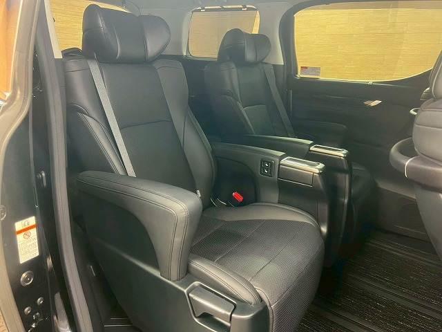 TOYOTA VELLFIRE 2.5Z G EDITION