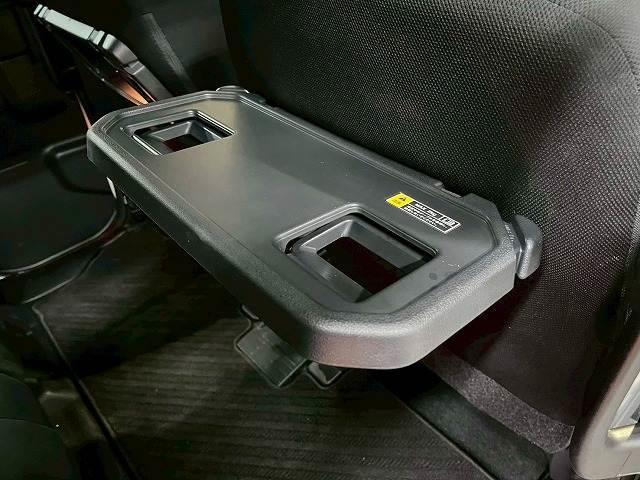 ルーミー カスタムＧ　全周囲カメラ／両側電動スライドドア／シートヒーター／純正ナビ／フルセグ／衝突軽減ブレーキ／レーダークルーズコントロール／前後ドラレコ／コーナーセンサー／Ｂｌｕｅｔｏｏｔｈ再生／レーンディパーチャー（15枚目）