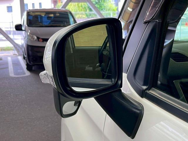 ルーミー カスタムＧ　全周囲カメラ／両側電動スライドドア／シートヒーター／純正ナビ／フルセグ／衝突軽減ブレーキ／レーダークルーズコントロール／前後ドラレコ／コーナーセンサー／Ｂｌｕｅｔｏｏｔｈ再生／レーンディパーチャー（30枚目）