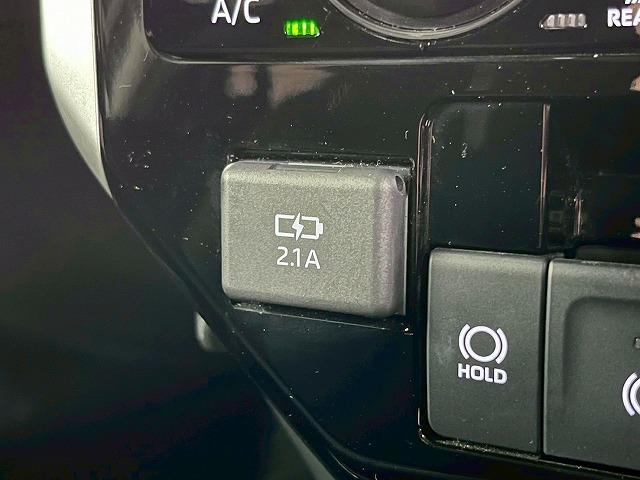 ルーミー カスタムＧ　全周囲カメラ／両側電動スライドドア／シートヒーター／純正ナビ／フルセグ／衝突軽減ブレーキ／レーダークルーズコントロール／前後ドラレコ／コーナーセンサー／Ｂｌｕｅｔｏｏｔｈ再生／レーンディパーチャー（36枚目）