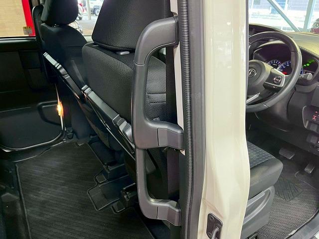 ルーミー カスタムＧ　全周囲カメラ／両側電動スライドドア／シートヒーター／純正ナビ／フルセグ／衝突軽減ブレーキ／レーダークルーズコントロール／前後ドラレコ／コーナーセンサー／Ｂｌｕｅｔｏｏｔｈ再生／レーンディパーチャー（59枚目）