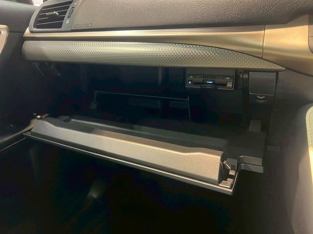 LEXUS CT CT200H F SPORT