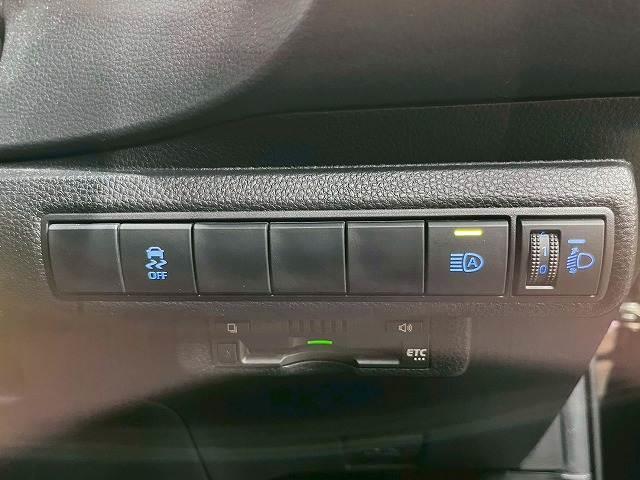 カローラスポーツ ハイブリッドG Z 純正9型ナビTV/クルーズコントロール/BSM/衝突軽減ブレーキ/ドライブレコーダー/ETC/レーンディパーチャーアラート/LEDヘッドライト/バックカメラ/オートハイビーム/Bluetooth(7枚目)