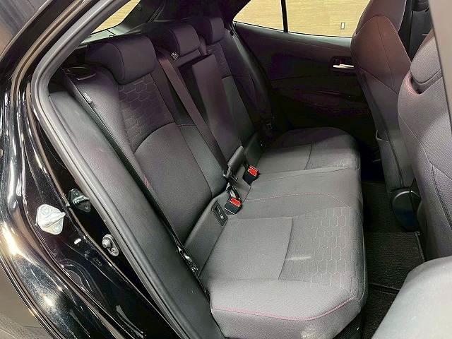 カローラスポーツ ハイブリッドG Z 純正9型ナビTV/クルーズコントロール/BSM/衝突軽減ブレーキ/ドライブレコーダー/ETC/レーンディパーチャーアラート/LEDヘッドライト/バックカメラ/オートハイビーム/Bluetooth(10枚目)