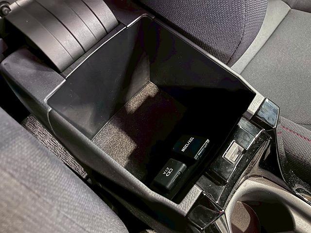 カローラスポーツ ハイブリッドG Z 純正9型ナビTV/クルーズコントロール/BSM/衝突軽減ブレーキ/ドライブレコーダー/ETC/レーンディパーチャーアラート/LEDヘッドライト/バックカメラ/オートハイビーム/Bluetooth(29枚目)