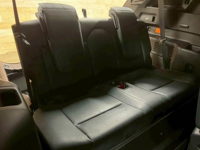 アウトランダーPHEV P ワンオーナー/BOSE/レザーシート/全周囲カメラ/スマホ連動ナビTV/マイパイロット/本革シート/前後シートヒーター/メモリ付パワーシート/電気温水式ヒーター/リフレッシュ機能付シート/AC100V(11枚目)