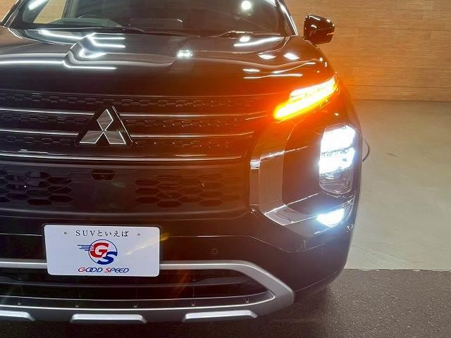 アウトランダーPHEV P ワンオーナー/BOSE/レザーシート/全周囲カメラ/スマホ連動ナビTV/マイパイロット/本革シート/前後シートヒーター/メモリ付パワーシート/電気温水式ヒーター/リフレッシュ機能付シート/AC100V(12枚目)