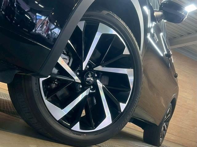 アウトランダーPHEV P ワンオーナー/BOSE/レザーシート/全周囲カメラ/スマホ連動ナビTV/マイパイロット/本革シート/前後シートヒーター/メモリ付パワーシート/電気温水式ヒーター/リフレッシュ機能付シート/AC100V(13枚目)