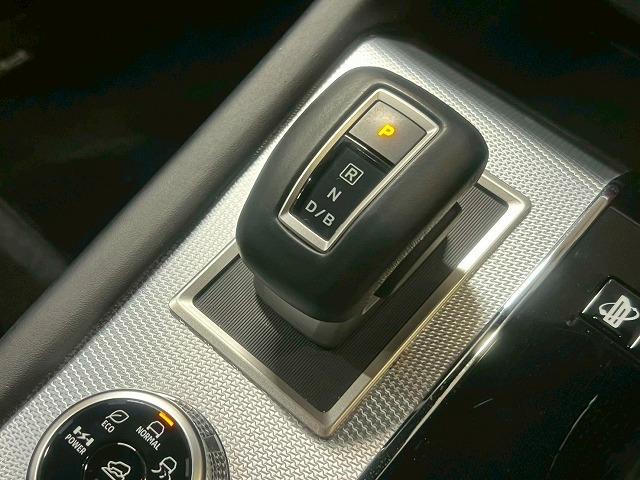 アウトランダーPHEV P ワンオーナー/BOSE/レザーシート/全周囲カメラ/スマホ連動ナビTV/マイパイロット/本革シート/前後シートヒーター/メモリ付パワーシート/電気温水式ヒーター/リフレッシュ機能付シート/AC100V(69枚目)