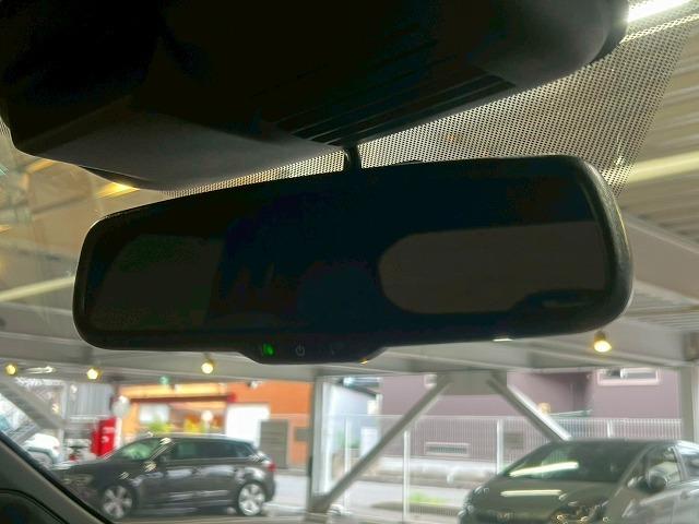 アウトランダーPHEV P ワンオーナー/BOSE/レザーシート/全周囲カメラ/スマホ連動ナビTV/マイパイロット/本革シート/前後シートヒーター/メモリ付パワーシート/電気温水式ヒーター/リフレッシュ機能付シート/AC100V(70枚目)