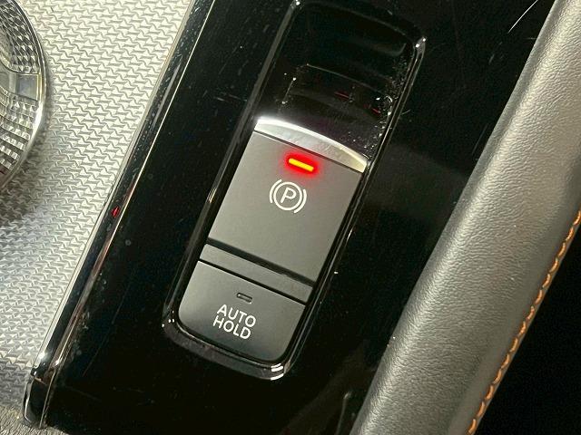 アウトランダーPHEV P ワンオーナー/BOSE/レザーシート/全周囲カメラ/スマホ連動ナビTV/マイパイロット/本革シート/前後シートヒーター/メモリ付パワーシート/電気温水式ヒーター/リフレッシュ機能付シート/AC100V(72枚目)