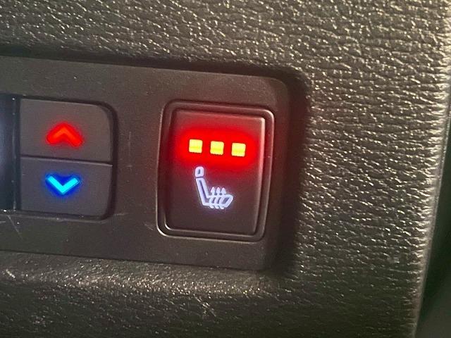 アウトランダーPHEV P ワンオーナー/BOSE/レザーシート/全周囲カメラ/スマホ連動ナビTV/マイパイロット/本革シート/前後シートヒーター/メモリ付パワーシート/電気温水式ヒーター/リフレッシュ機能付シート/AC100V(74枚目)