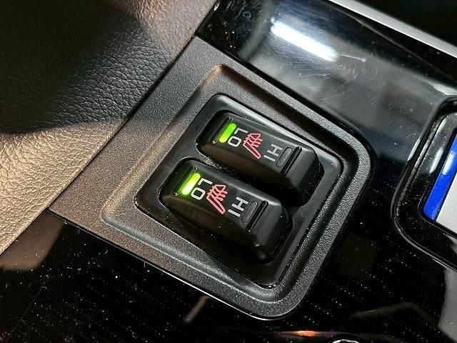 アウトランダーPHEV Gプレミアムパッケージ 全周囲/BSM/パドルシフト/シートヒーター/ナビ/クルーズコントロール/18インチアルミ/ETC/パワーシート/レザーシート/AC100V/フルセグ/衝突軽減ブレーキ/レーンディパーチャーアラート(8枚目)