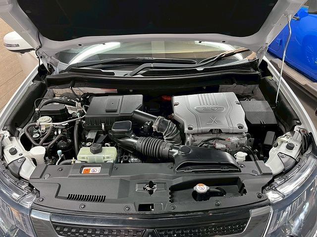 アウトランダーPHEV Gプレミアムパッケージ 全周囲/BSM/パドルシフト/シートヒーター/ナビ/クルーズコントロール/18インチアルミ/ETC/パワーシート/レザーシート/AC100V/フルセグ/衝突軽減ブレーキ/レーンディパーチャーアラート(24枚目)