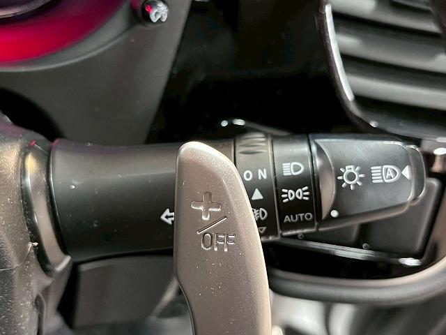 アウトランダーPHEV Gプレミアムパッケージ 全周囲/BSM/パドルシフト/シートヒーター/ナビ/クルーズコントロール/18インチアルミ/ETC/パワーシート/レザーシート/AC100V/フルセグ/衝突軽減ブレーキ/レーンディパーチャーアラート(31枚目)