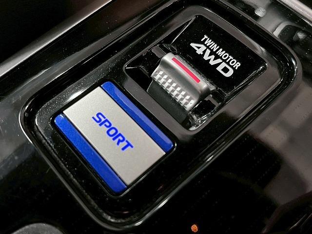 アウトランダーPHEV Gプレミアムパッケージ 全周囲/BSM/パドルシフト/シートヒーター/ナビ/クルーズコントロール/18インチアルミ/ETC/パワーシート/レザーシート/AC100V/フルセグ/衝突軽減ブレーキ/レーンディパーチャーアラート(48枚目)