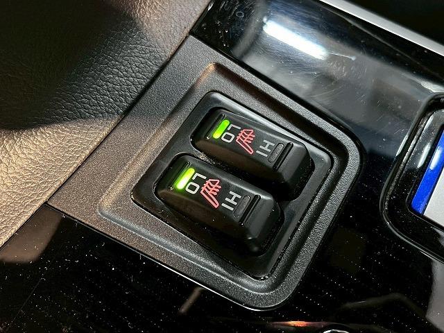 アウトランダーPHEV Gプレミアムパッケージ 全周囲/BSM/パドルシフト/シートヒーター/ナビ/クルーズコントロール/18インチアルミ/ETC/パワーシート/レザーシート/AC100V/フルセグ/衝突軽減ブレーキ/レーンディパーチャーアラート(51枚目)