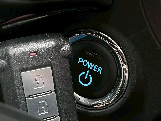 アウトランダーPHEV Gプレミアムパッケージ 全周囲/BSM/パドルシフト/シートヒーター/ナビ/クルーズコントロール/18インチアルミ/ETC/パワーシート/レザーシート/AC100V/フルセグ/衝突軽減ブレーキ/レーンディパーチャーアラート(52枚目)