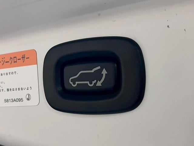 アウトランダーPHEV Gプレミアムパッケージ 全周囲/BSM/パドルシフト/シートヒーター/ナビ/クルーズコントロール/18インチアルミ/ETC/パワーシート/レザーシート/AC100V/フルセグ/衝突軽減ブレーキ/レーンディパーチャーアラート(66枚目)