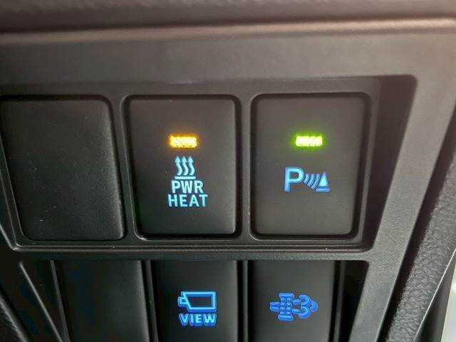 ハイラックス Z GRスポーツ ハードトノカバー/全周囲カメラ/パドルシフト/ETC/レーダークルーズ/パワーシート/18インチアルミ/純正ディスプレイオーディオ/ナビ/Bluetooth/LEDヘッドライト/クリアランスソナー/(20枚目)