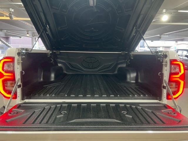 ハイラックス Z GRスポーツ ハードトノカバー/全周囲カメラ/パドルシフト/ETC/レーダークルーズ/パワーシート/18インチアルミ/純正ディスプレイオーディオ/ナビ/Bluetooth/LEDヘッドライト/クリアランスソナー/(23枚目)