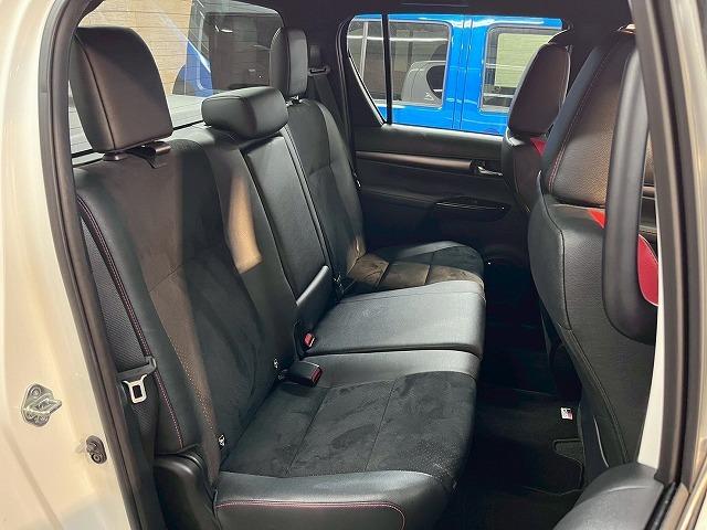 ハイラックス Z GRスポーツ ハードトノカバー/全周囲カメラ/パドルシフト/ETC/レーダークルーズ/パワーシート/18インチアルミ/純正ディスプレイオーディオ/ナビ/Bluetooth/LEDヘッドライト/クリアランスソナー/(80枚目)