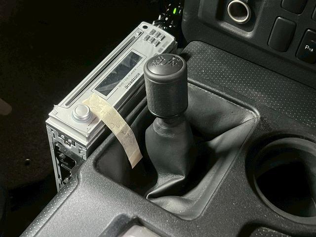 ＦＪクルーザー オフロードパッケージ　クルーズコントロール／ＥＴＣ／バックソナー／マニュアルエアコン／スペアタイヤ／サイドステップ／ナビ（36枚目）