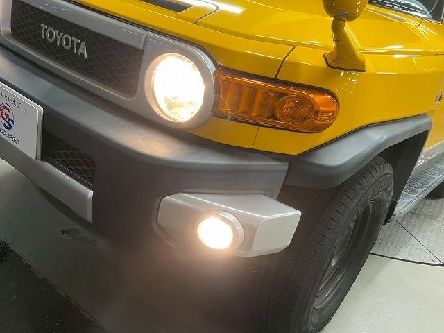 ＦＪクルーザー オフロードパッケージ　クルーズコントロール／ＥＴＣ／バックソナー／マニュアルエアコン／スペアタイヤ／サイドステップ／ナビ（66枚目）