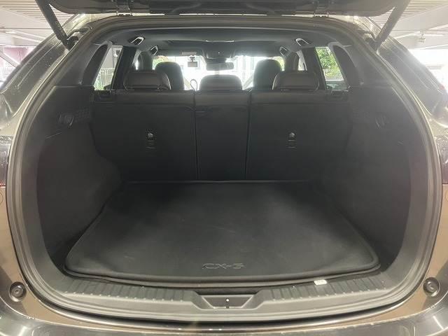 ＣＸ－５ ＸＤ　スポーツアピアランス　サンルーフ／ＢＯＳＥ／全周囲カメラ／パワーバックドア／ヘッドアップディスプレイ／パドルシフト／ステアリングヒーター／シートヒーター／衝突軽減／レーンアシスト／ナビ／ブラインドスポット／ＥＴＣ（20枚目）