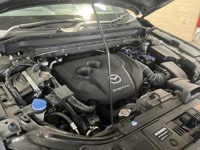 ＣＸ－５ ＸＤ　スポーツアピアランス　サンルーフ／ＢＯＳＥ／全周囲カメラ／パワーバックドア／ヘッドアップディスプレイ／パドルシフト／ステアリングヒーター／シートヒーター／衝突軽減／レーンアシスト／ナビ／ブラインドスポット／ＥＴＣ（22枚目）