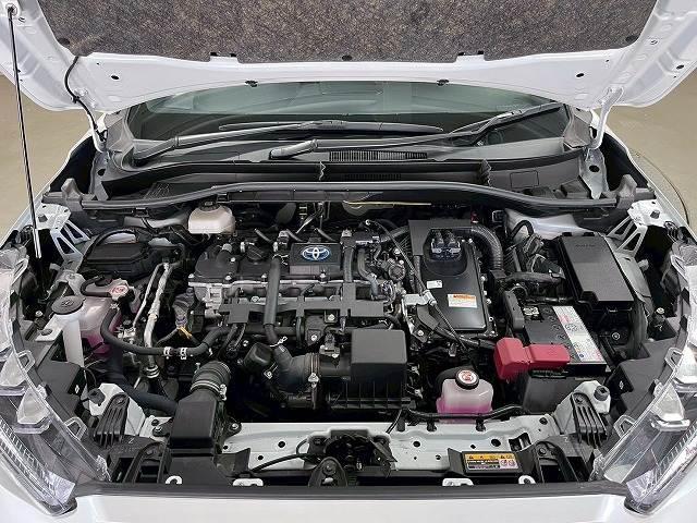 カローラクロス ハイブリッド　Ｚ　パノラマルーフ／１０．５インチナビ／全周囲／ブラインドスポット／シートヒーター／レーダークルーズ／ＣＤ／ＤＶＤ／Ｂｌｕｅｔｏｏｔｈ接続／パワーシート／１８インチアルミ／衝突軽減／レーンアシスト／ＥＴＣ（13枚目）